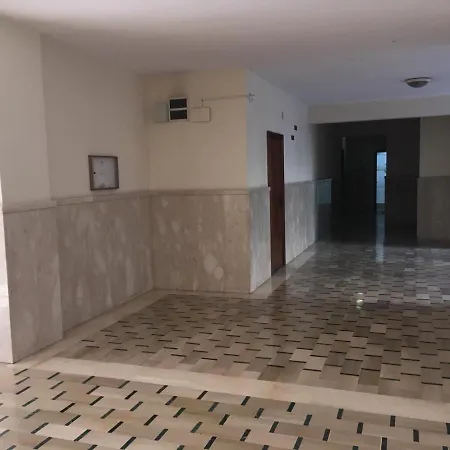 Center Life Atmosphere