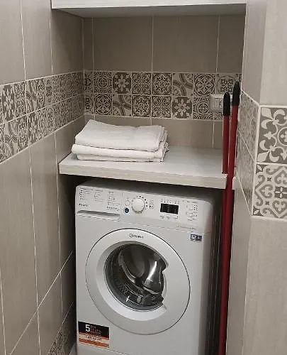 Center Life Atmosphere *