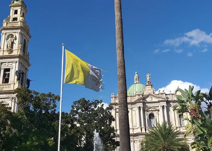 Center Life Atmosphere ポンペイ